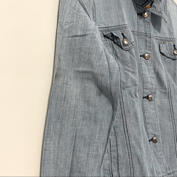 Obey ‘Love Me’ Denim Style Jacket - Picture 6 of 6